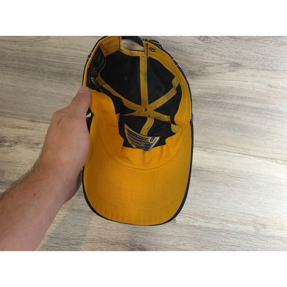 Adidas ClimaLite St Louis Blues Strapback Hat Cap Mens Hockey NHL Adjustable